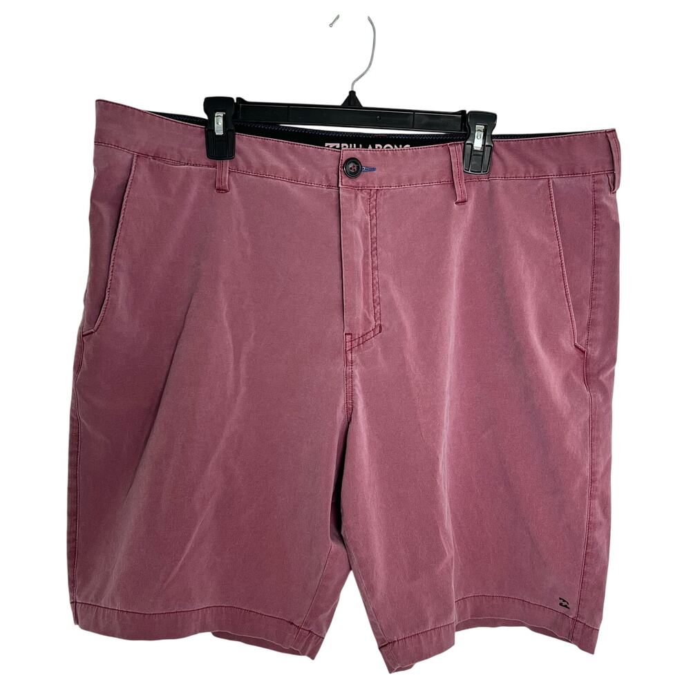 Billabong Shorts Mens SIZE 40 Purple Submersibles New Order Swim